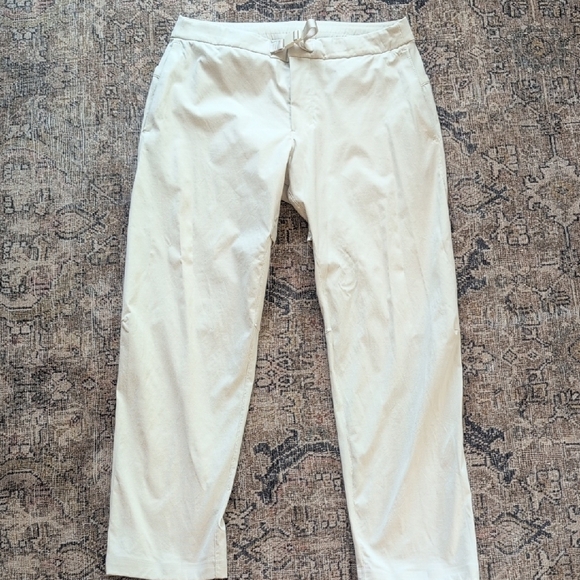lululemon athletica Other - Lululemon Athletica Relaxed Fit Belted Stretch Pant 32 Cream Chinos Relaxed Fit